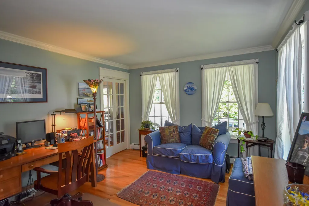 21 Hubbard Road Dover NH 03820