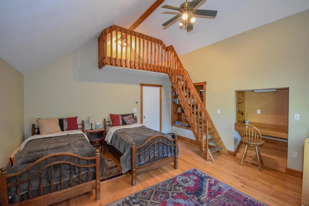 21 Hubbard Road Dover NH 03820