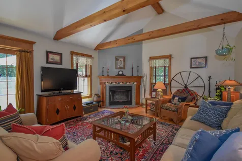 21 Hubbard Road Dover NH 03820