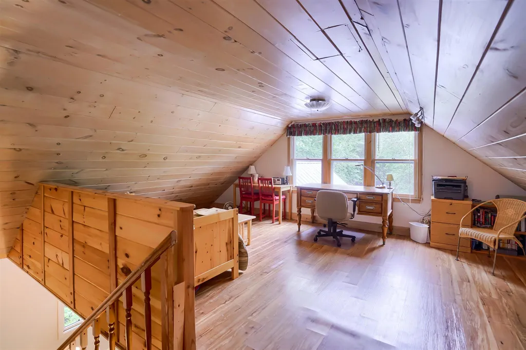 427 Barnes Road Deering NH 03244