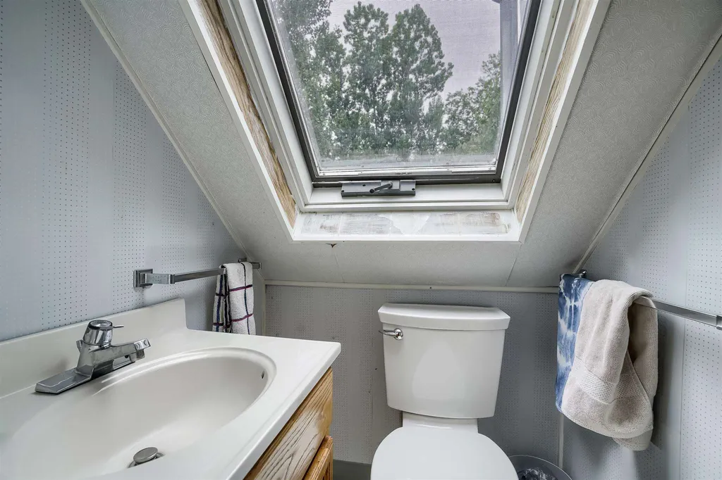 427 Barnes Road Deering NH 03244