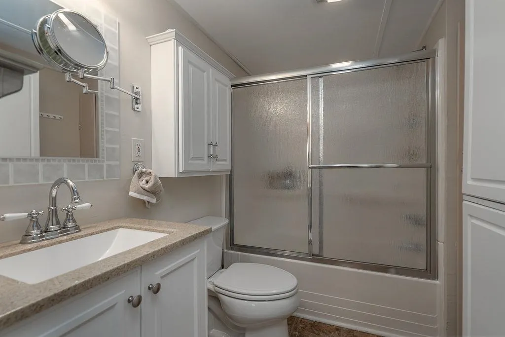22 Mcclarren Drive Northwood NH 03261