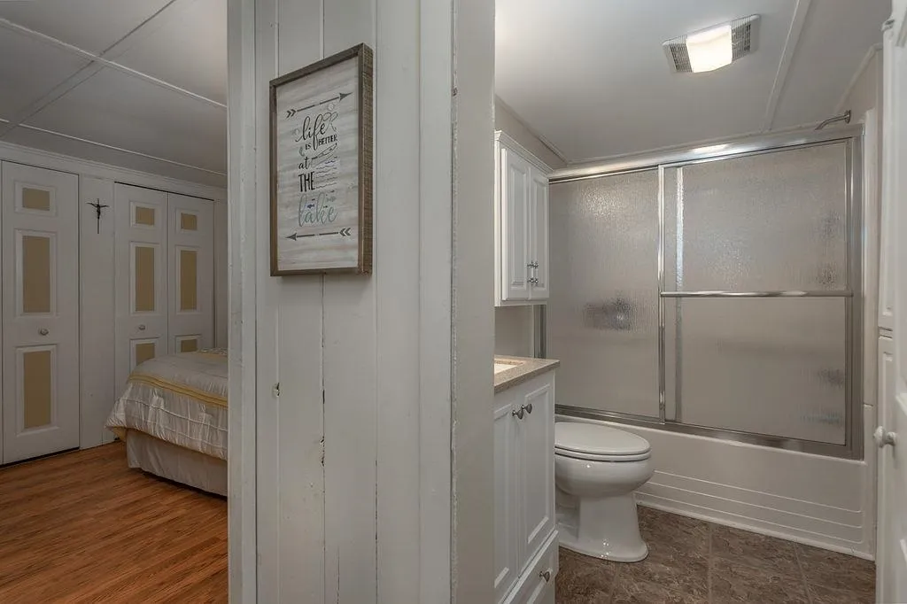 22 Mcclarren Drive Northwood NH 03261