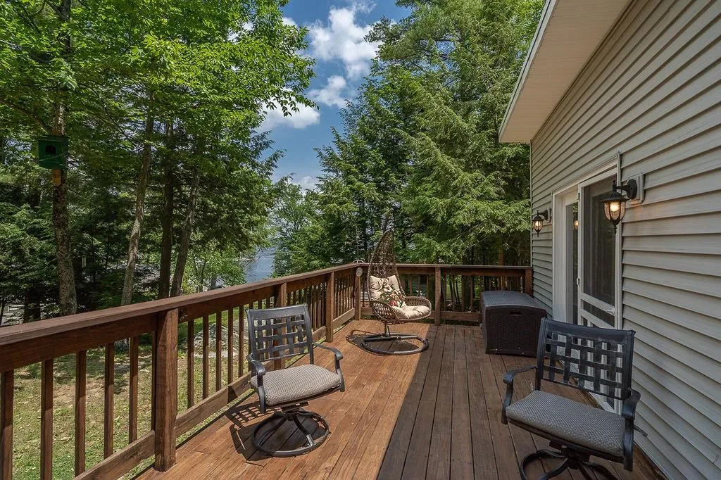 22 Mcclarren Drive Northwood NH 03261