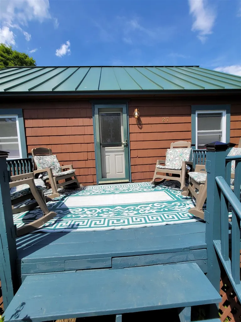 27 Cross Road Chester VT 05143