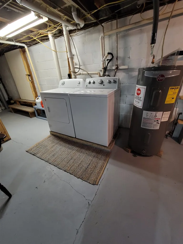 27 Cross Road Chester VT 05143