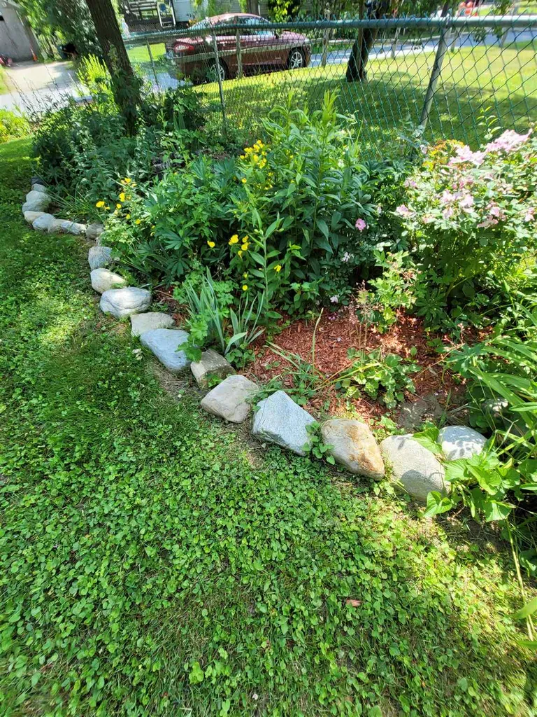 27 Cross Road Chester VT 05143