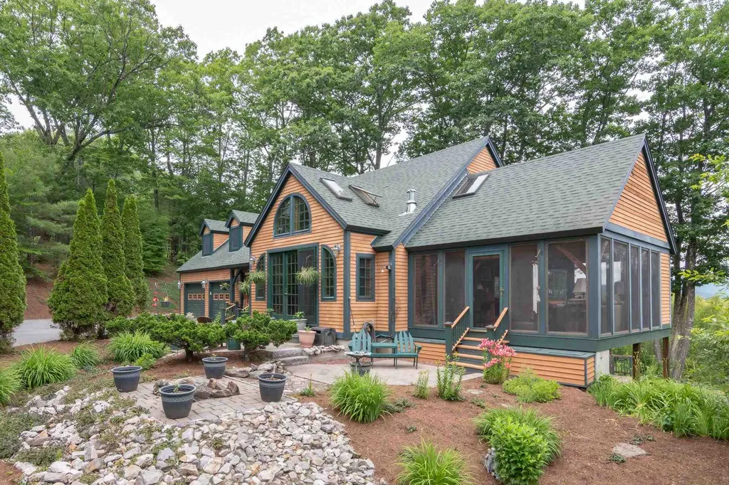 447 Coxboro Road Holderness NH 03245