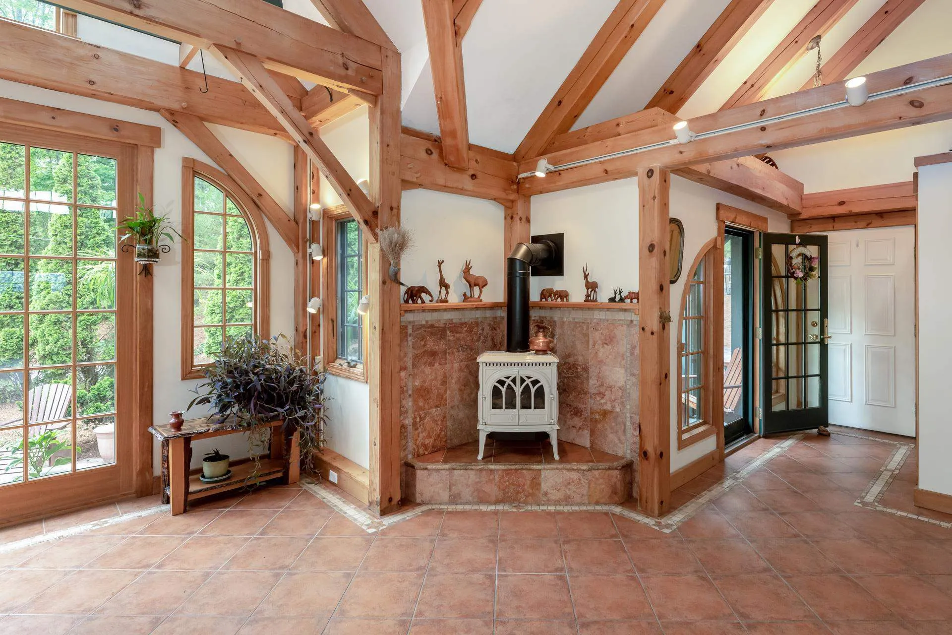 447 Coxboro Road Holderness NH 03245