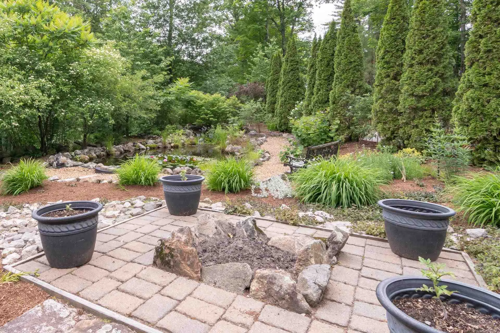 447 Coxboro Road Holderness NH 03245