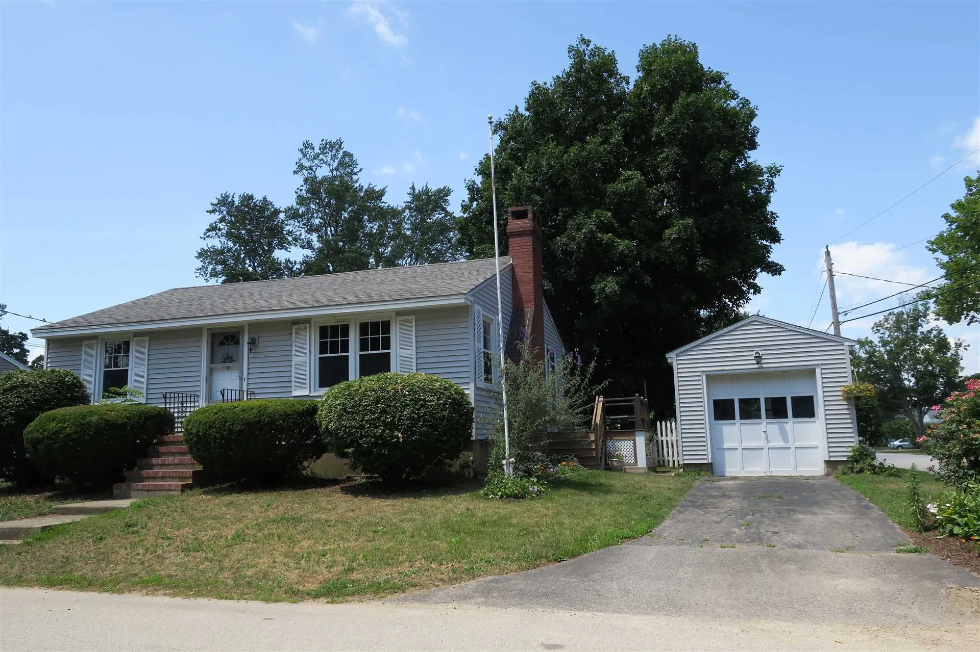 34 Hall Place Exeter NH 03833