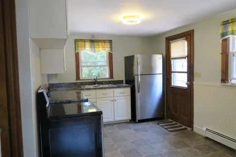 34 Hall Place Exeter NH 03833