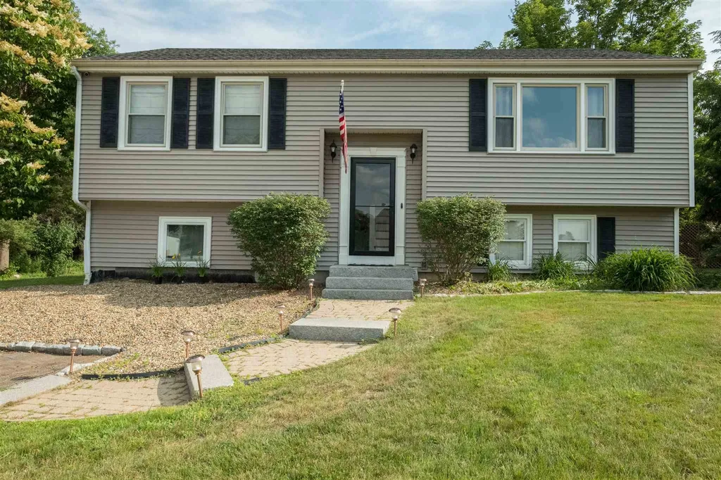 11 Jackson Brook Terrace Dover NH 03820