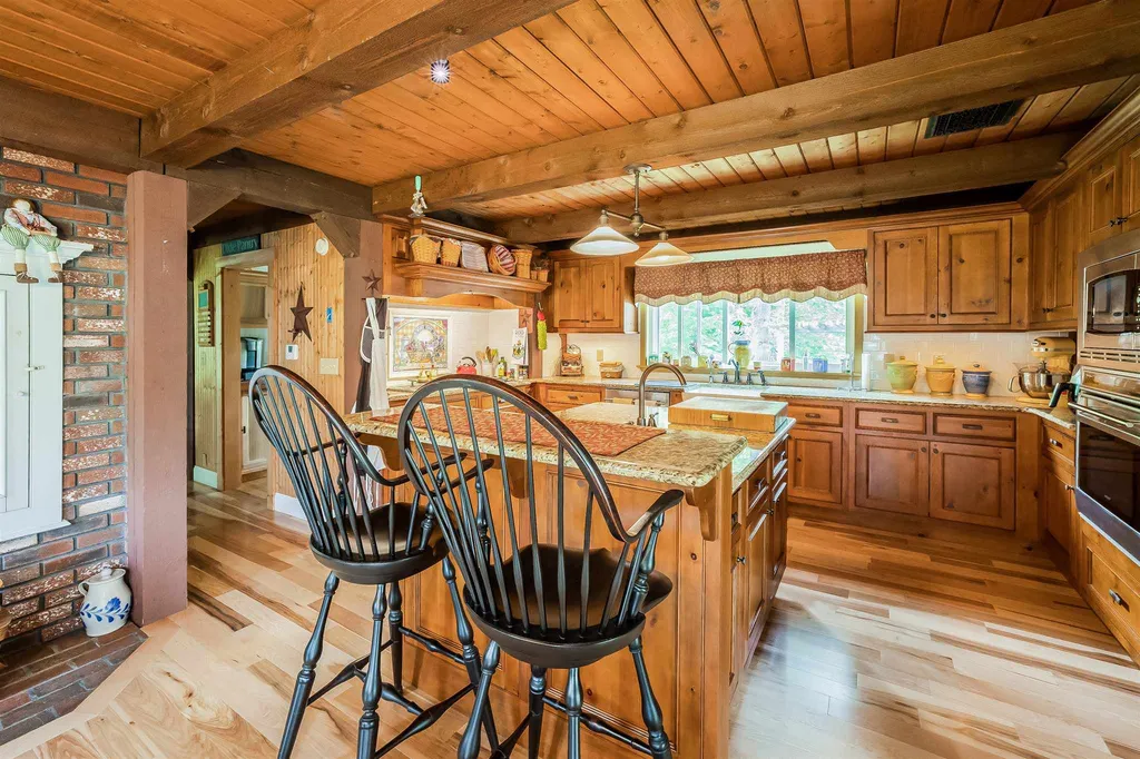 256 Lower Middle Road Lebanon ME 04027