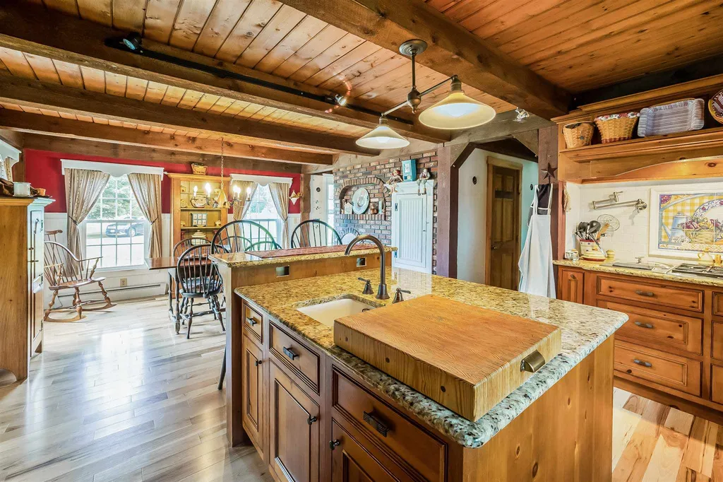 256 Lower Middle Road Lebanon ME 04027