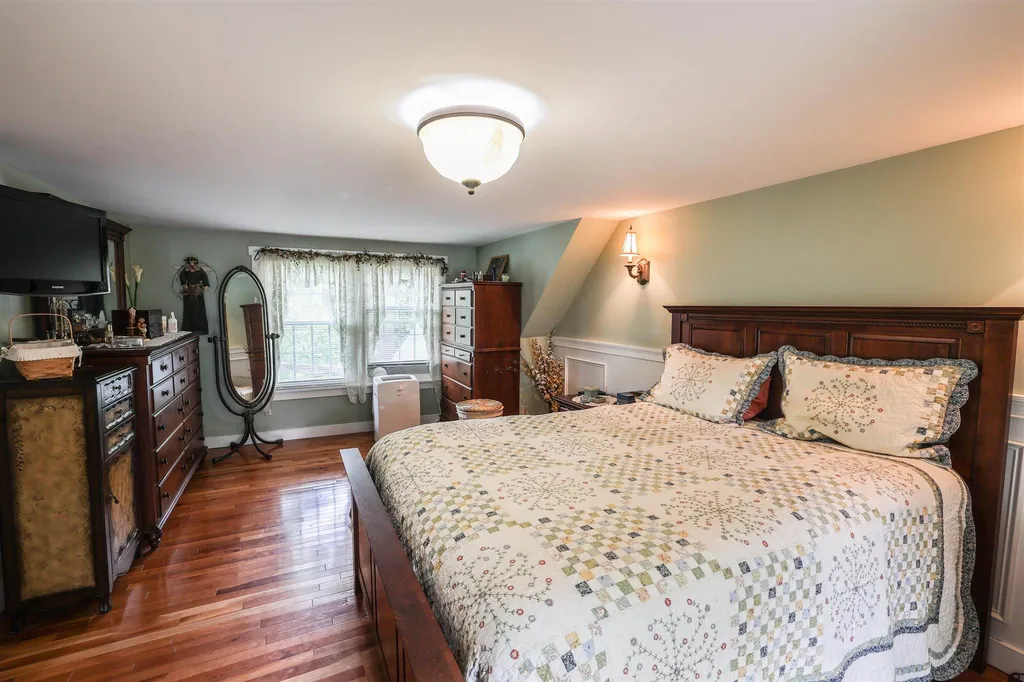 256 Lower Middle Road Lebanon ME 04027