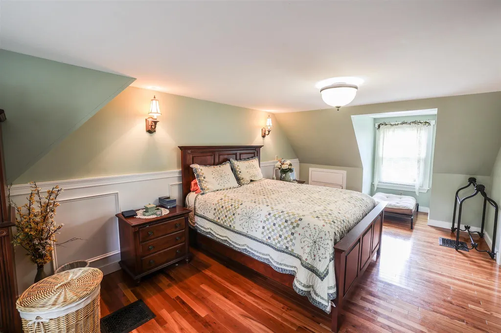 256 Lower Middle Road Lebanon ME 04027