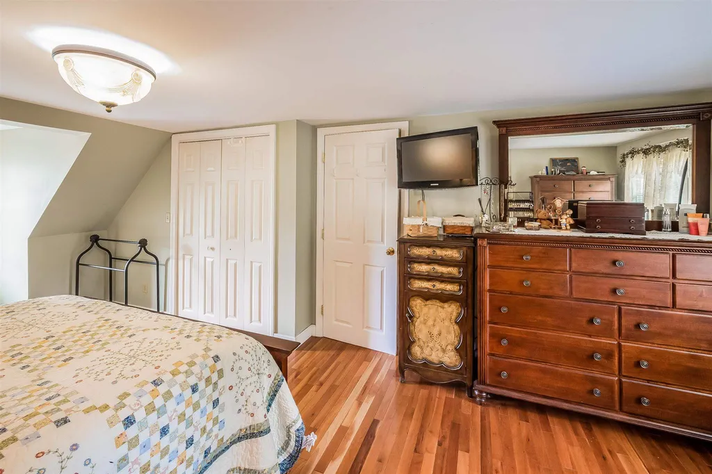 256 Lower Middle Road Lebanon ME 04027
