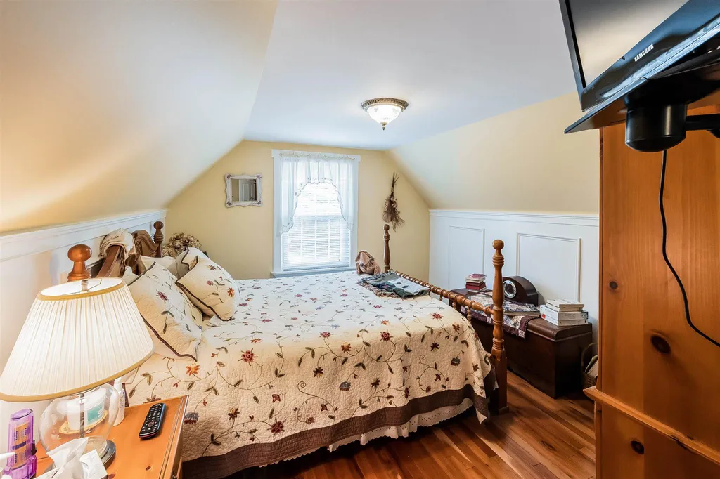 256 Lower Middle Road Lebanon ME 04027