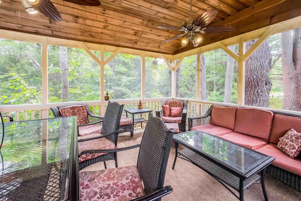 256 Lower Middle Road Lebanon ME 04027