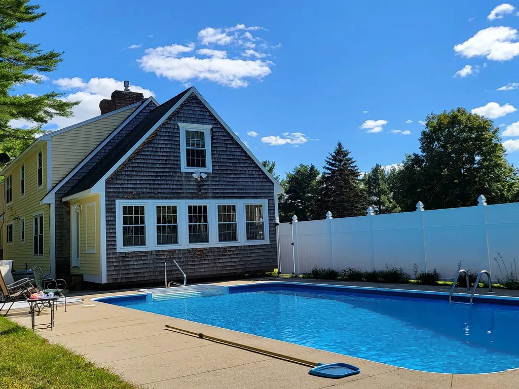 256 Lower Middle Road Lebanon ME 04027