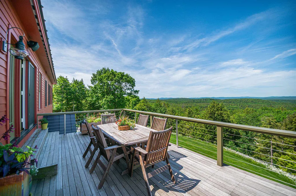 587 Craney Hill Road Henniker NH 03242