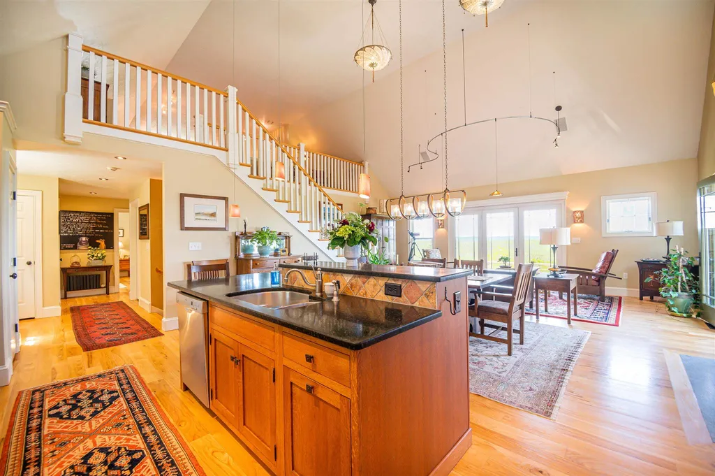 587 Craney Hill Road Henniker NH 03242