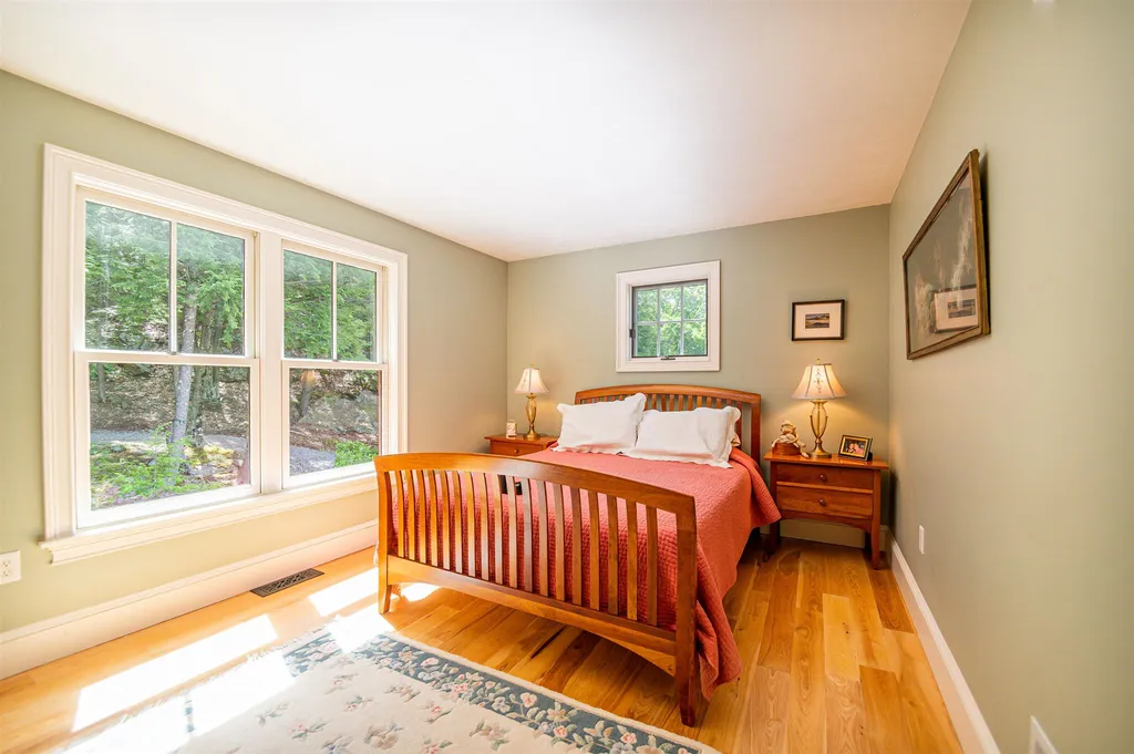 587 Craney Hill Road Henniker NH 03242