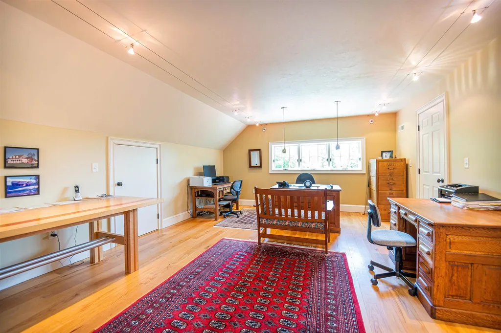 587 Craney Hill Road Henniker NH 03242