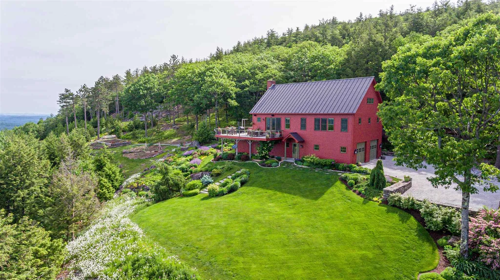 587 Craney Hill Road Henniker NH 03242