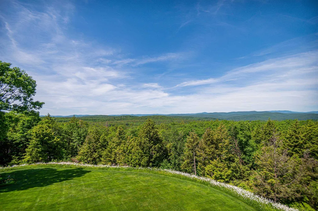 587 Craney Hill Road Henniker NH 03242