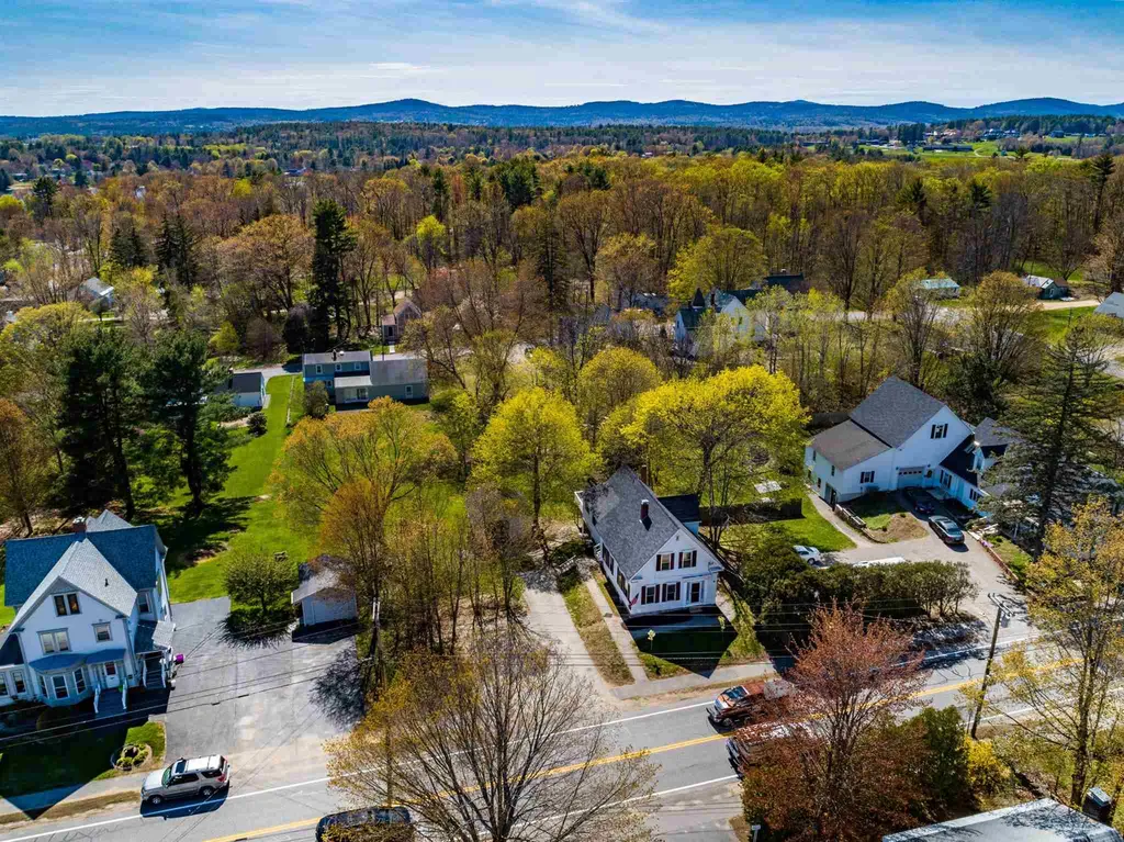 378 Elm Street Laconia NH 03246