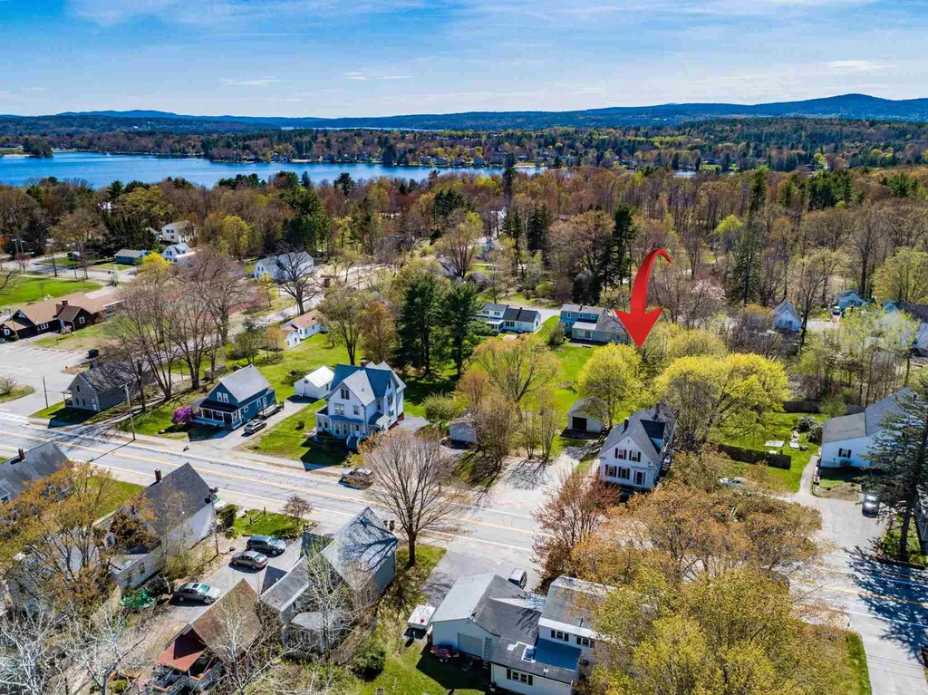 378 Elm Street Laconia NH 03246