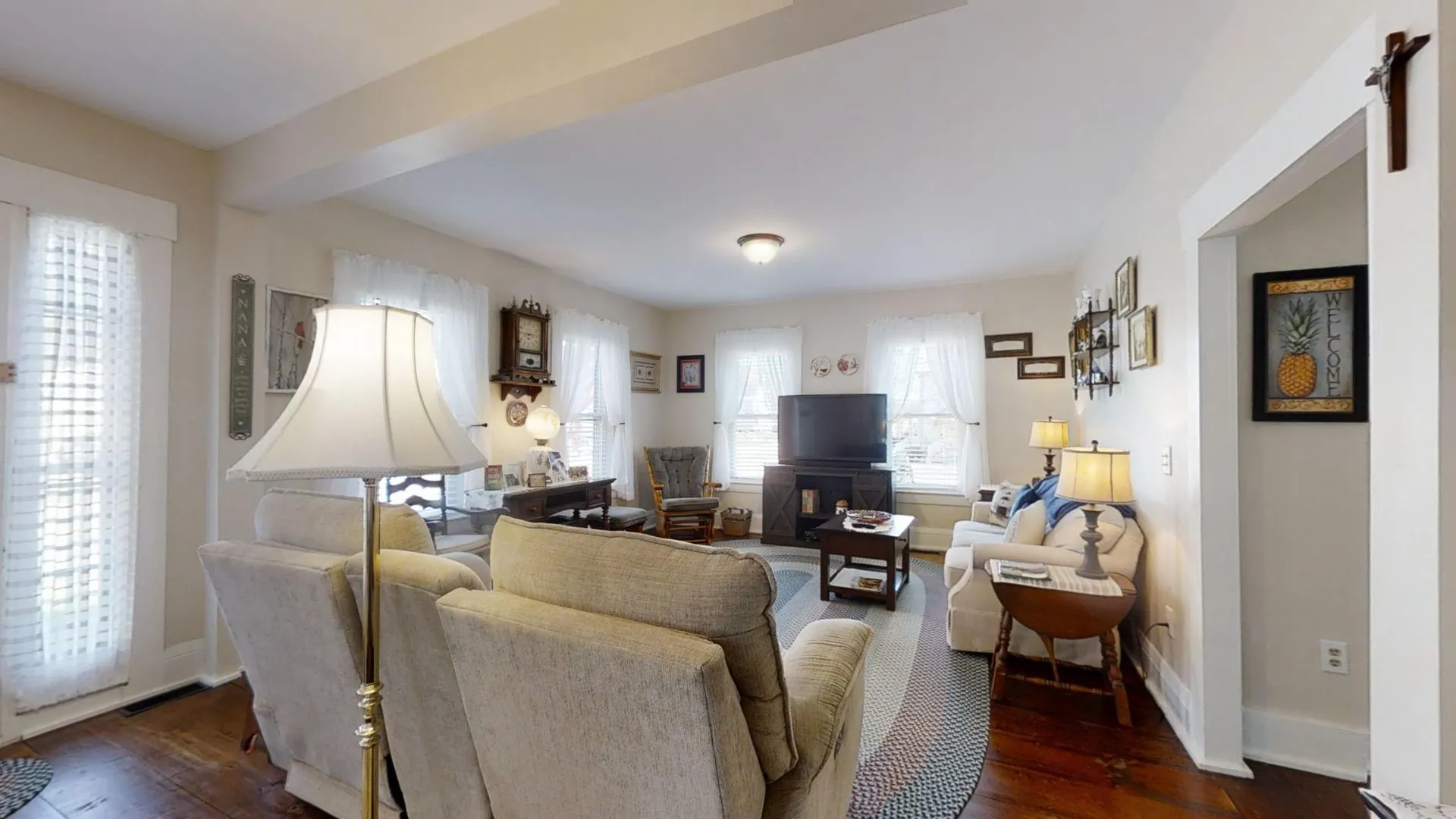 378 Elm Street Laconia NH 03246