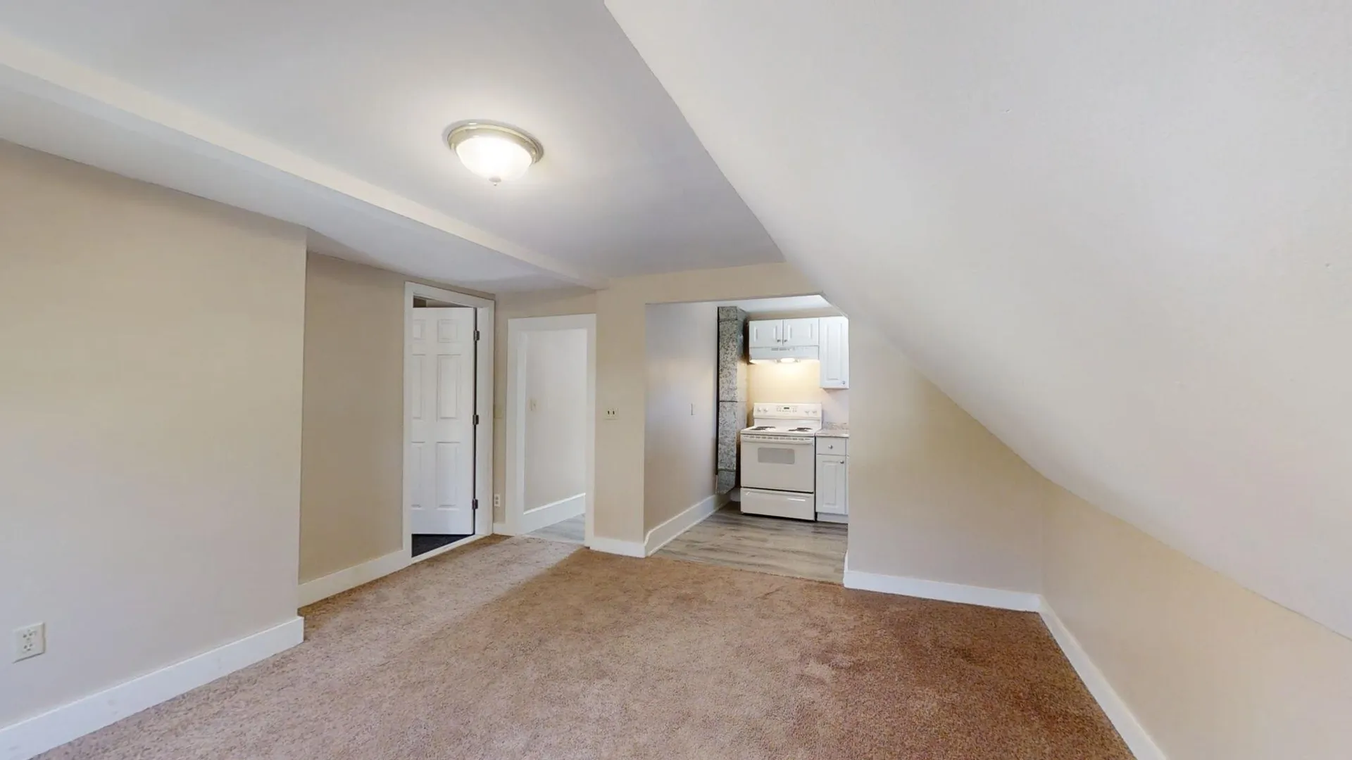 378 Elm Street Laconia NH 03246