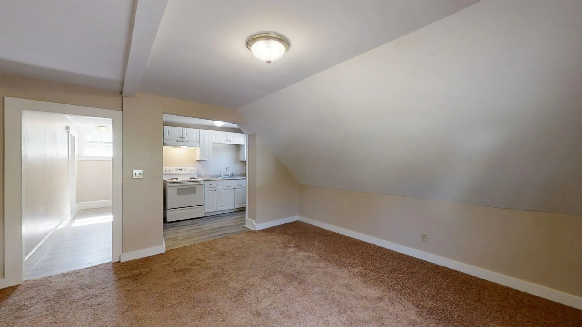 378 Elm Street Laconia NH 03246