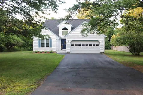 10 Village Drive Milton VT 05468