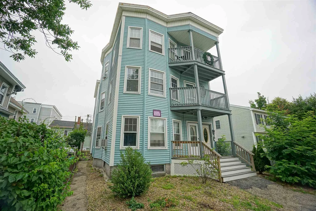 135 Myrtle Street Manchester NH 03104