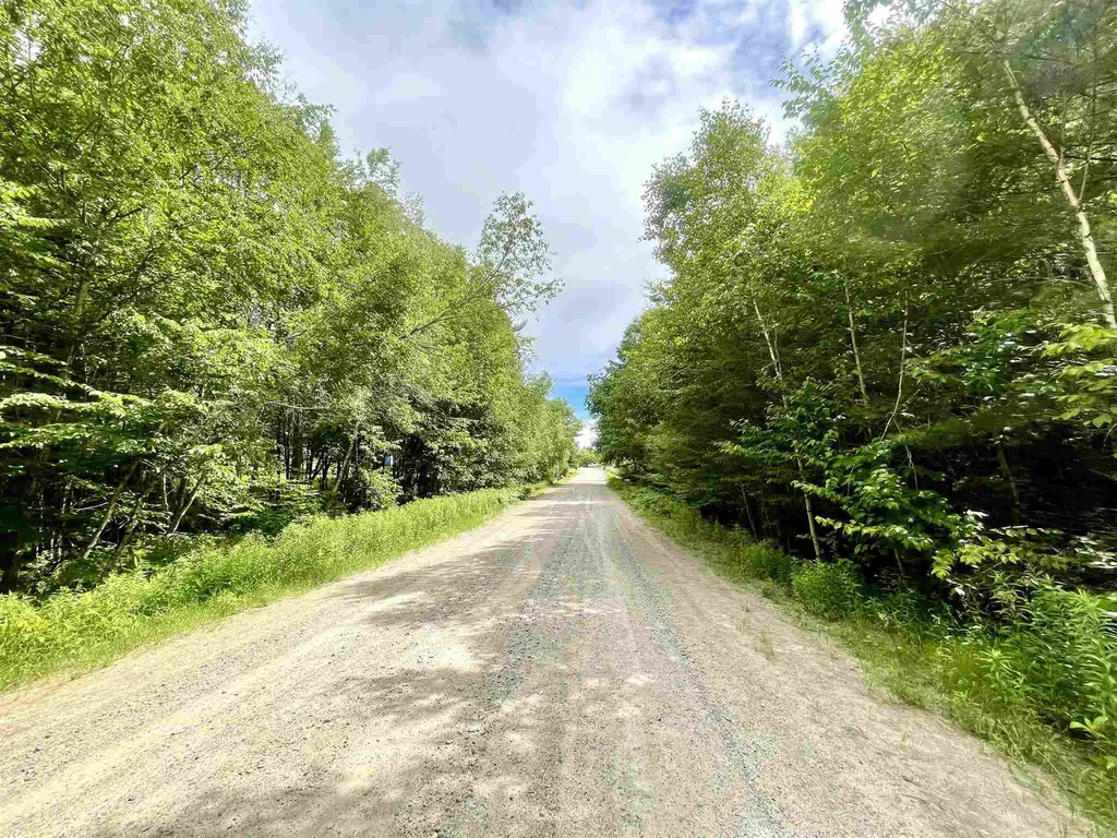 77 Berkshire Road Lisbon NH 03585