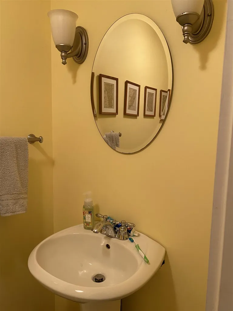 21 Brookside Drive Middlebury VT 05753