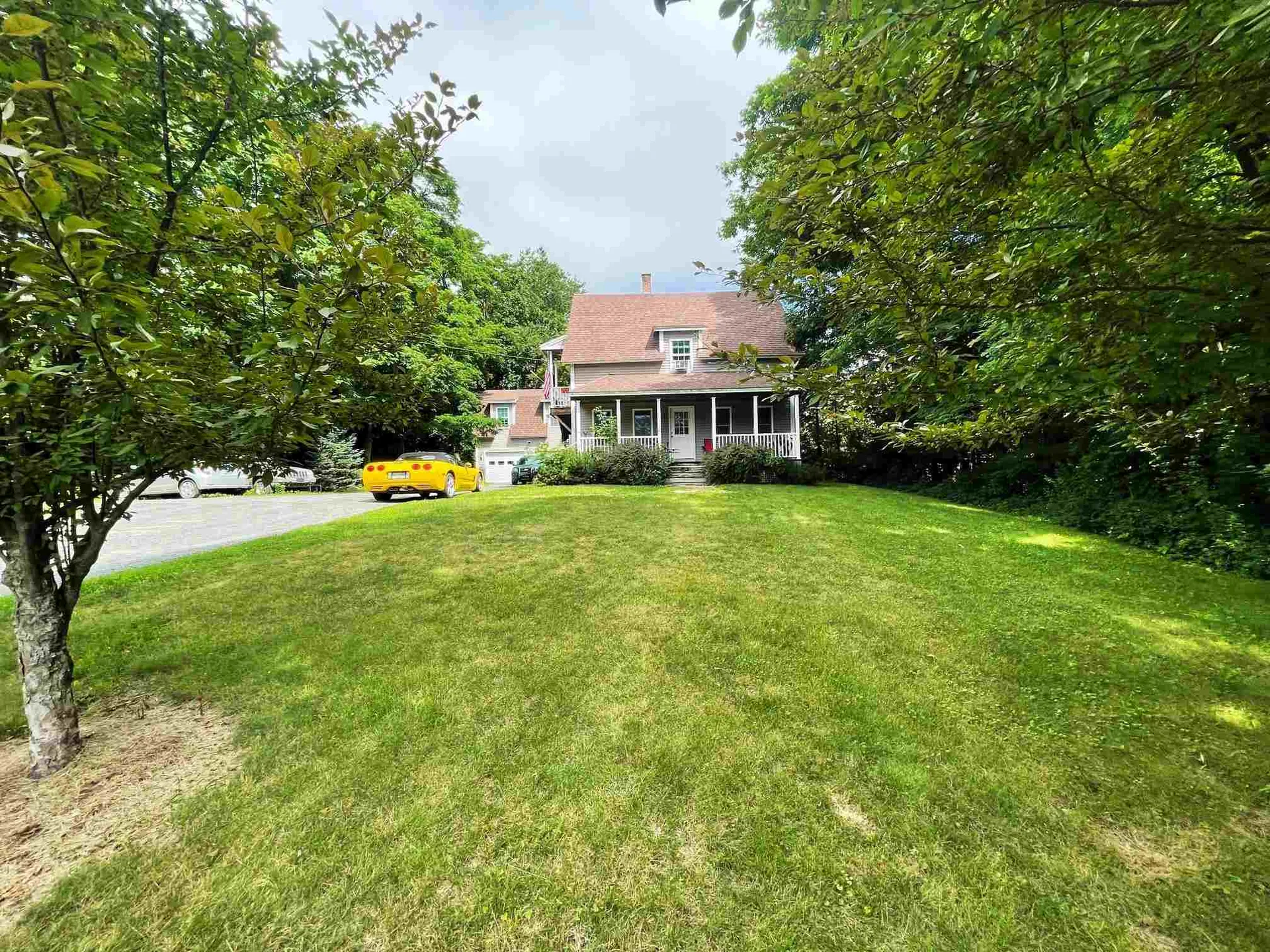 754 Sykes Mountain Avenue Hartford VT 05001