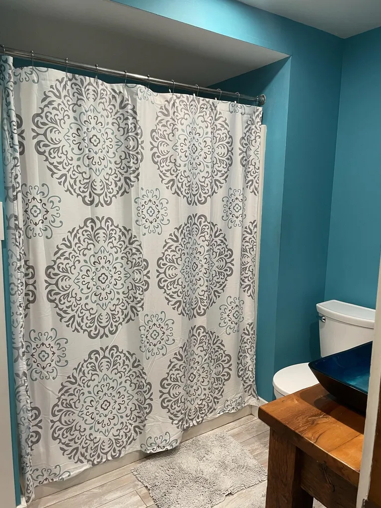 401 Old Quechee Road Hartford VT 05059