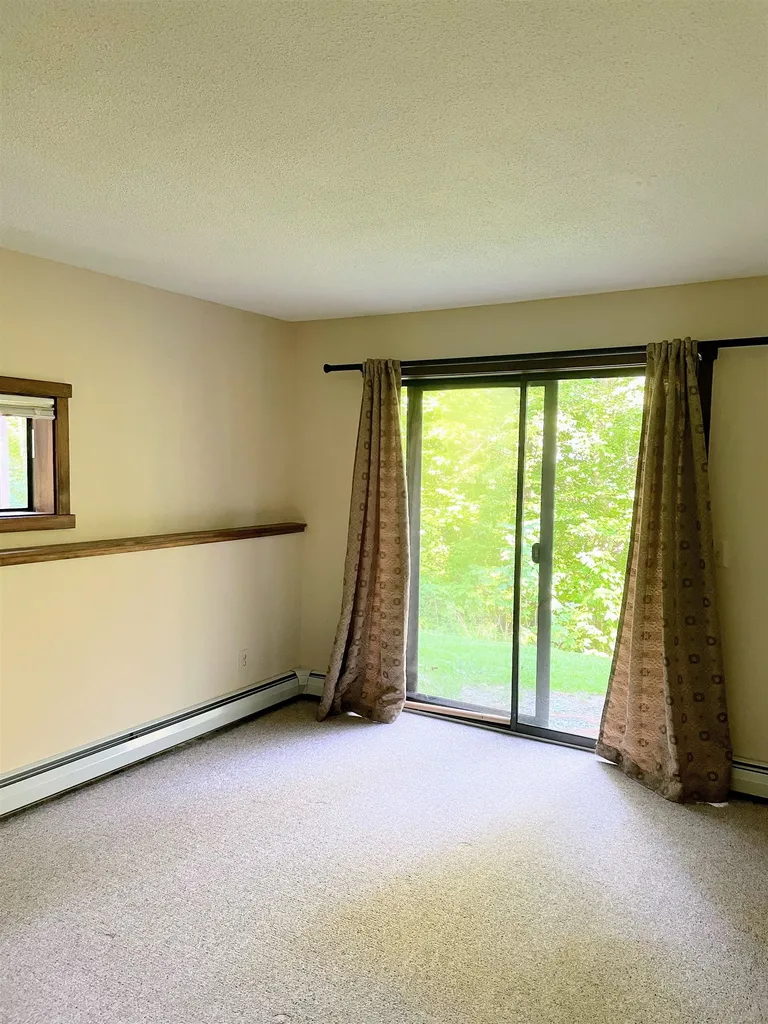 401 Old Quechee Road Hartford VT 05059
