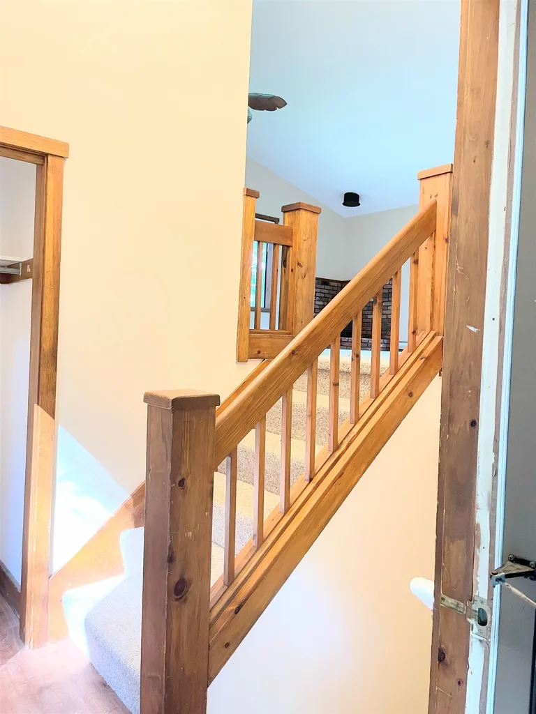 401 Old Quechee Road Hartford VT 05059