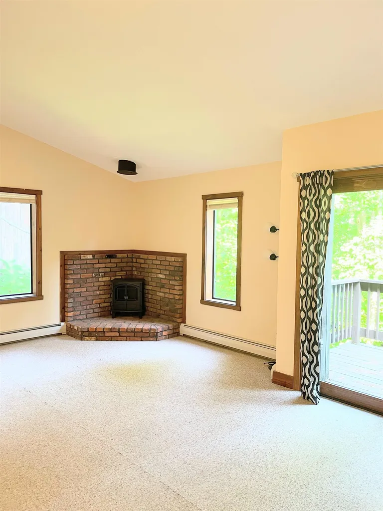 401 Old Quechee Road Hartford VT 05059