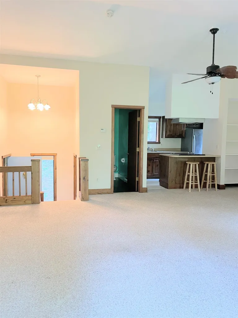 401 Old Quechee Road Hartford VT 05059