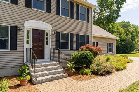 211 Blackwater Road Somersworth NH 03878