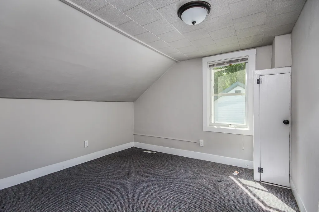 67 Chase Street Burlington VT 05401