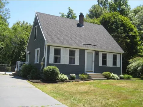 9 Woods Drive Newmarket NH 03857