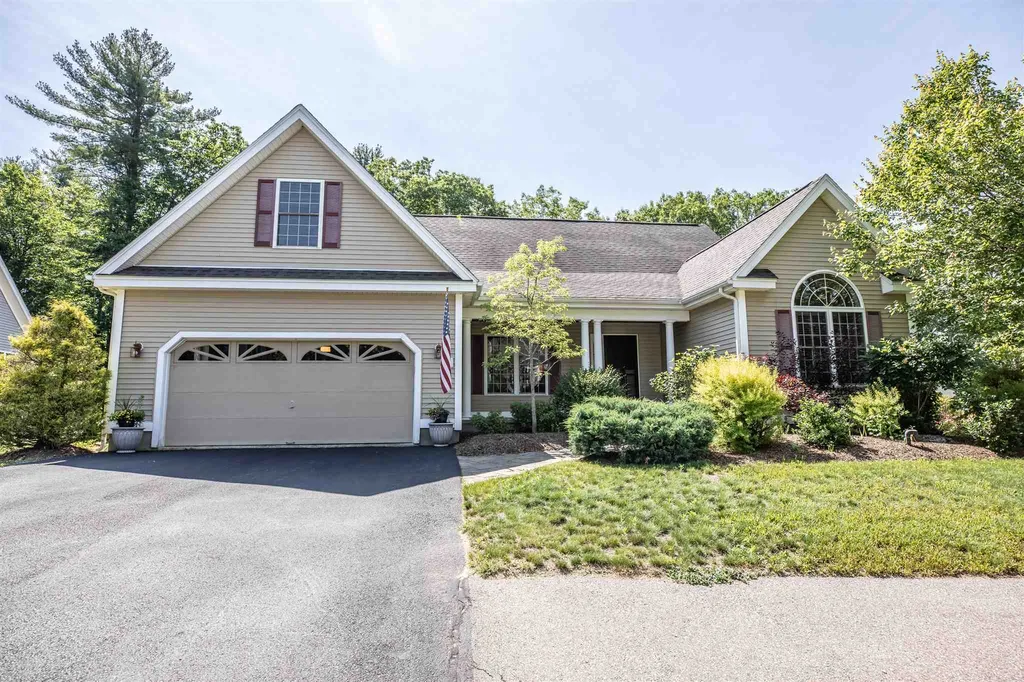 138 Streamside Drive Manchester NH 03102